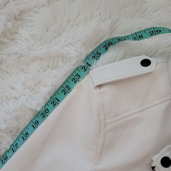 New Superdown Revolve Kailey Moto jacket size Medium - Picture 6 of 8